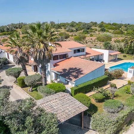 X - Quinta Oliveiras